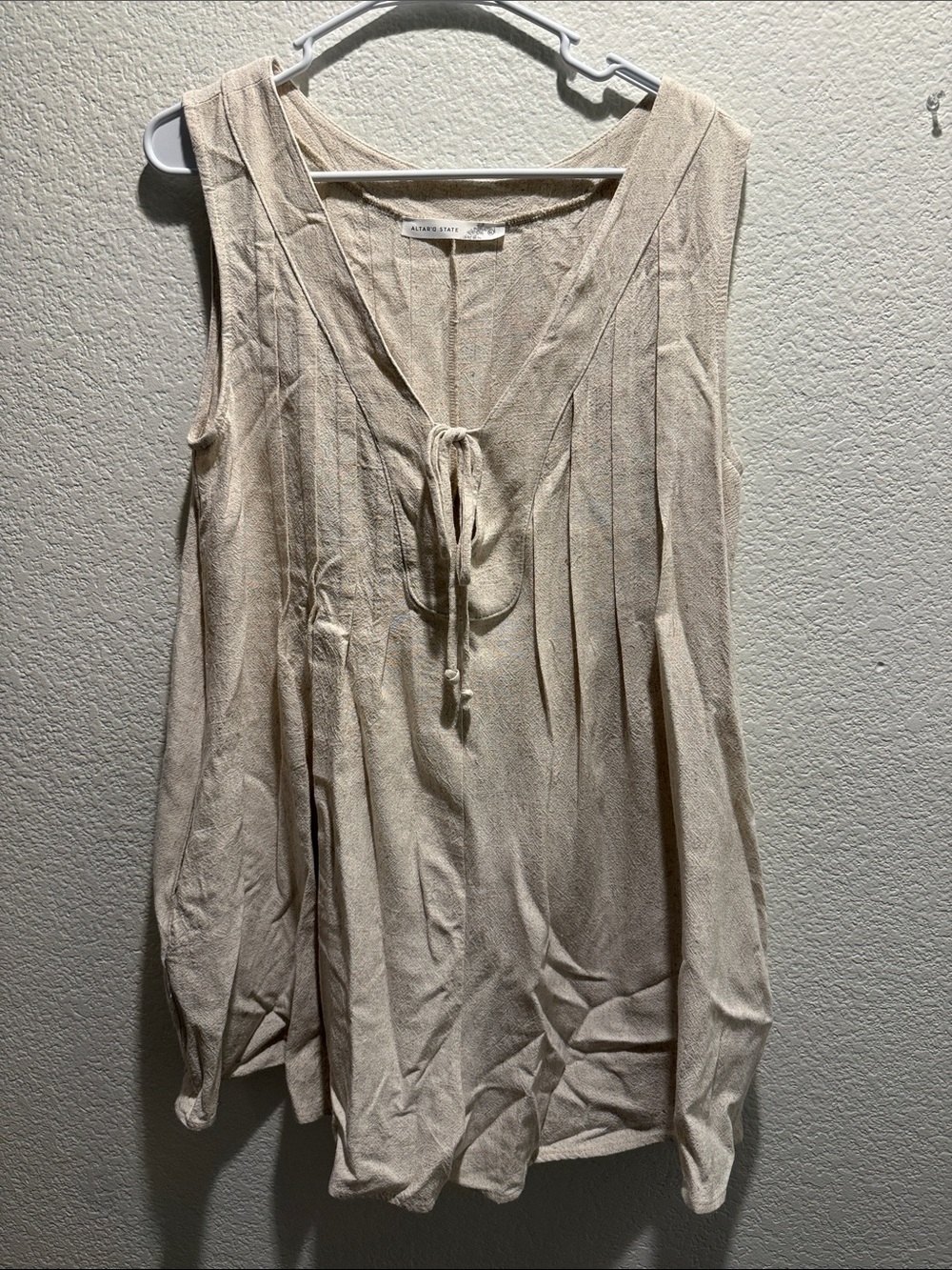 Altar'd State Cream Sleeveless Tie-Front Tunic
